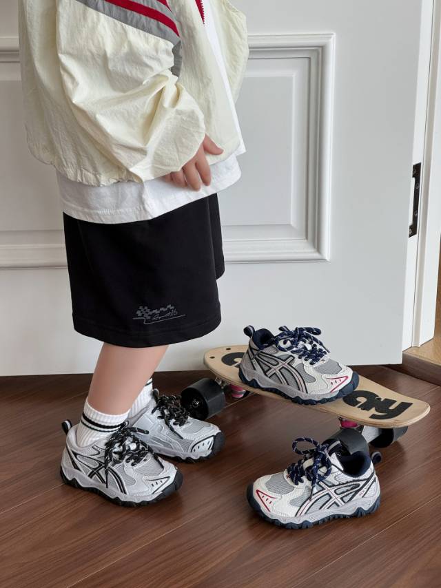 Kids sports shoes · SKU 361