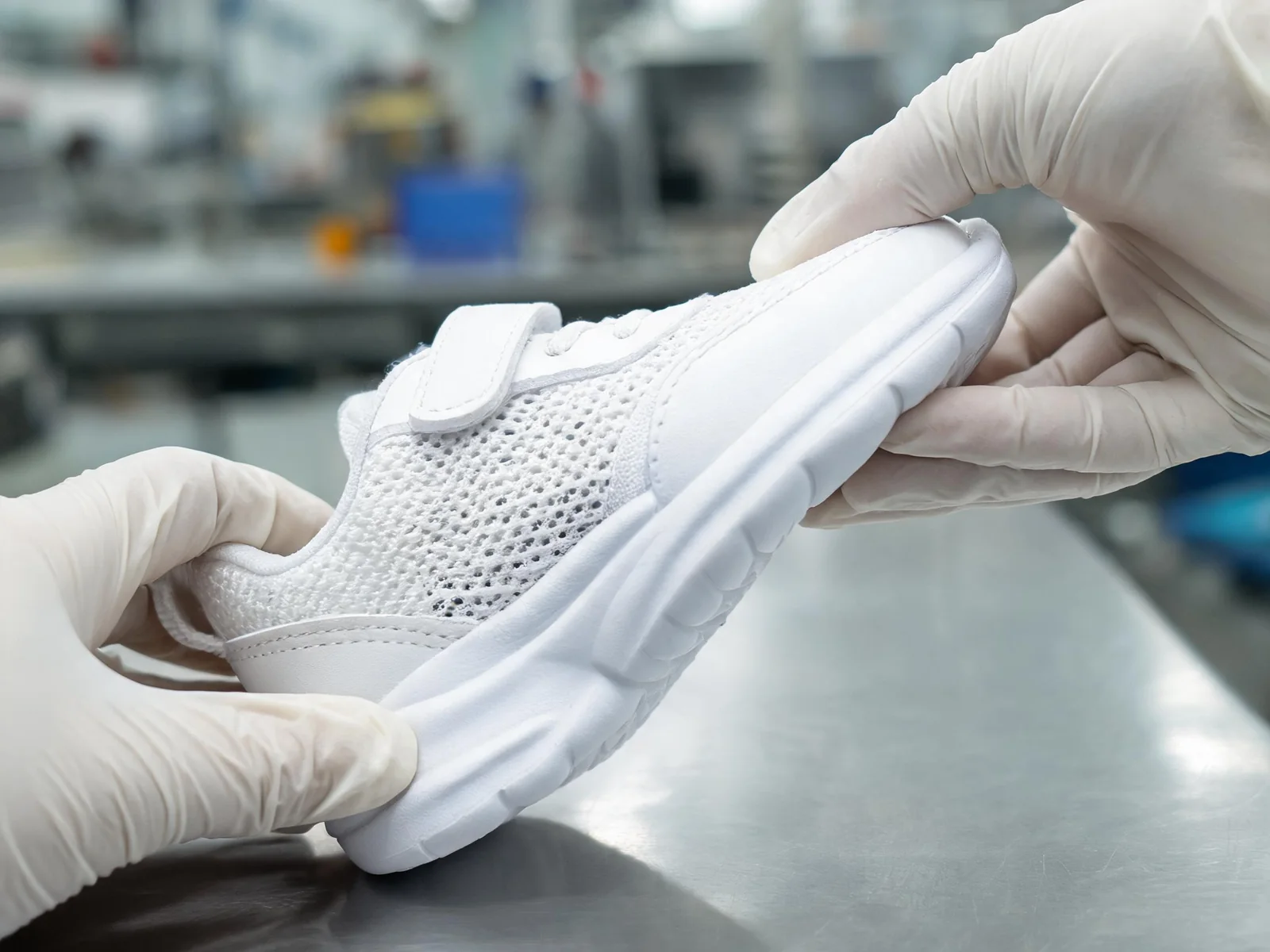 Sole flexibility test on a kids sneaker